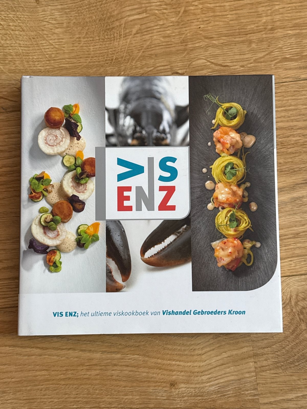 VIS ENZ: Het ultieme viskookboek van Vishandel Gebroeders Kr, Ophalen of Verzenden, Zo goed als nieuw, Overige gebieden, Voorgerechten en Soepen