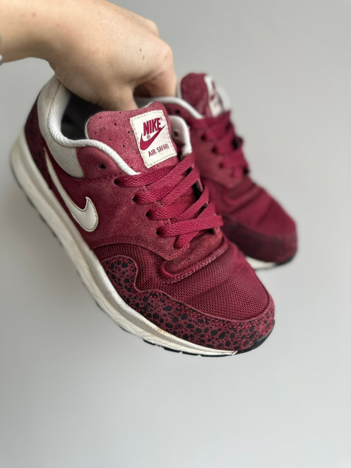 Nike air max, Kleding | Dames, Ophalen of Verzenden, Zo goed als nieuw, Rood, Sneakers of Gympen
