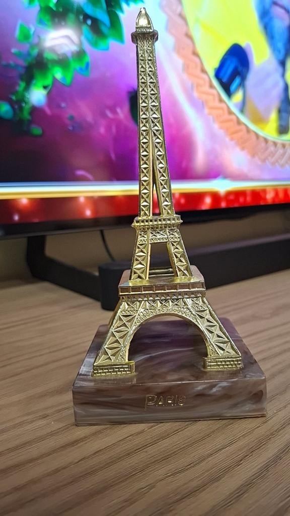 Gouden Eiffeltoren decoratie met strandzand plateau, Nieuw, Ophalen of Verzenden, Goud, Metaal
