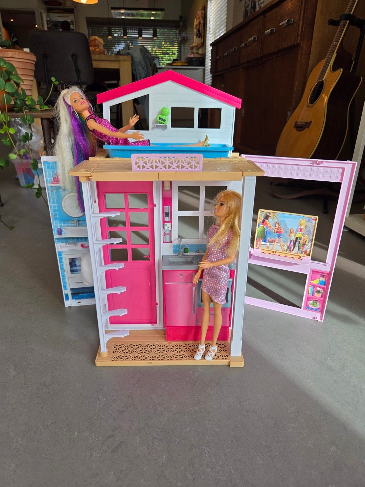 Barbiehuis inklapbaar, Kinderen en Baby's, Speelgoed | Poppenhuizen, Ophalen, Gebruikt, Poppenhuis