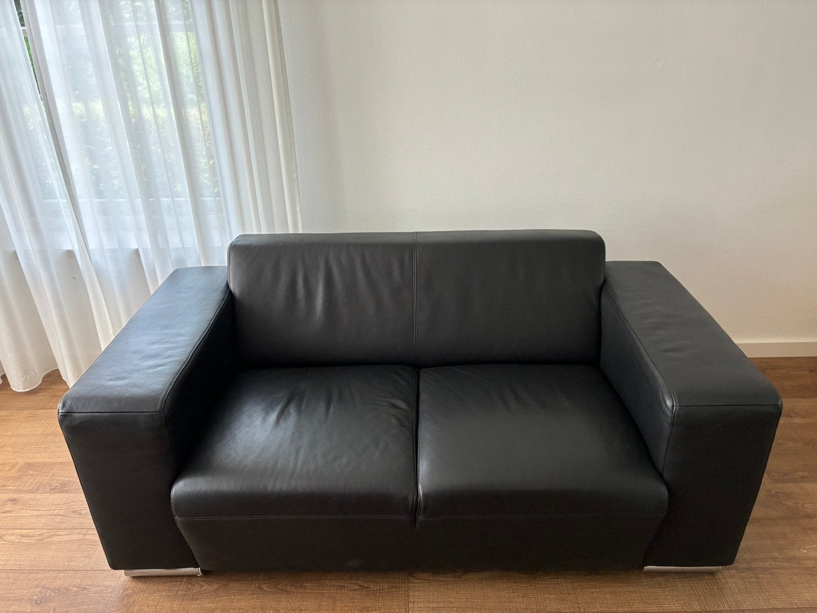 Lederen tweezits-bank, Huis en Inrichting, Ophalen, 150 tot 200 cm, Tweepersoons, 75 tot 100 cm