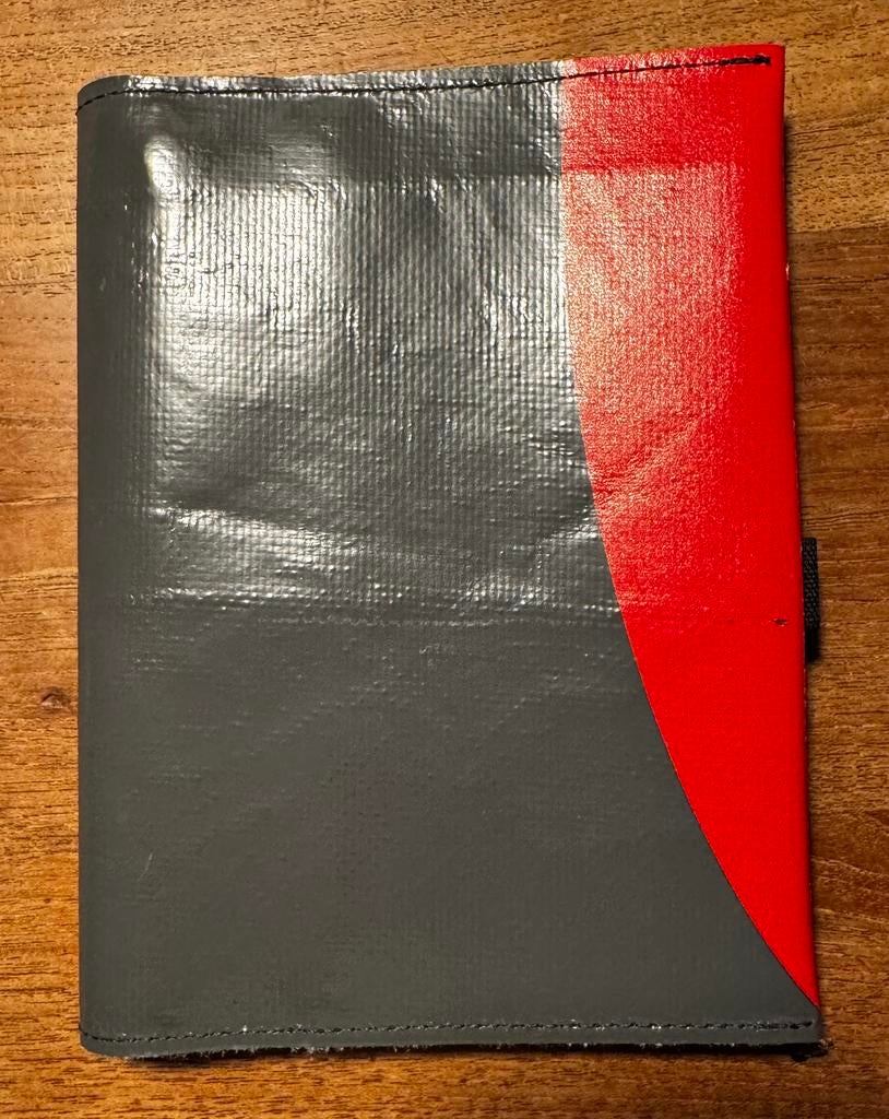 Freitag agenda omslag F26 (rood/ donkergrijs), Ophalen of Verzenden, Zo goed als nieuw