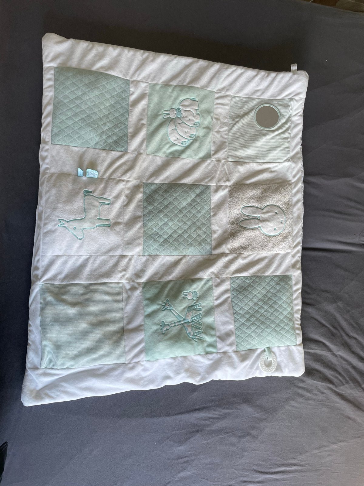 Nijntje boxkleed met diverse texturen en spiegeltje, Ophalen of Verzenden, Gebruikt, Speelkleed