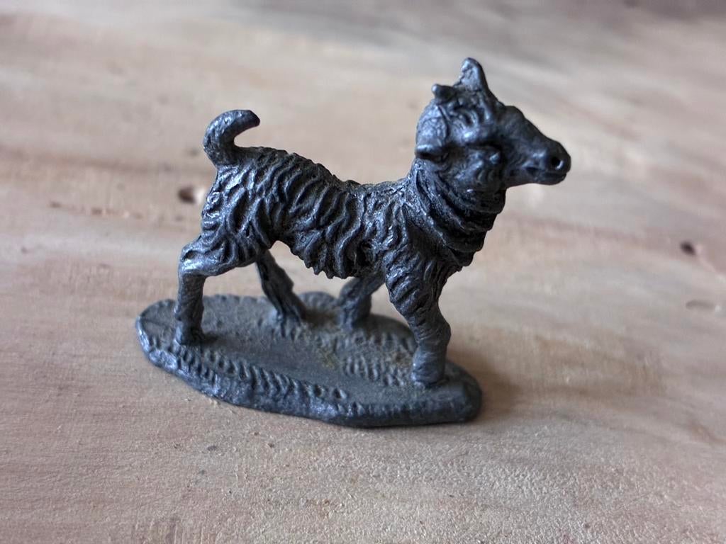 Beeldje tinnen hond, Verzamelen, Ophalen of Verzenden, Gebruikt, Dier