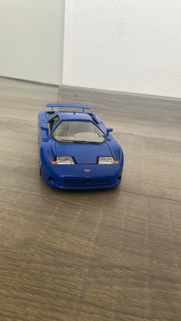 Klassieke originele modelauto van bugatti, Ophalen of Verzenden, Zo goed als nieuw, Auto, Overige merken