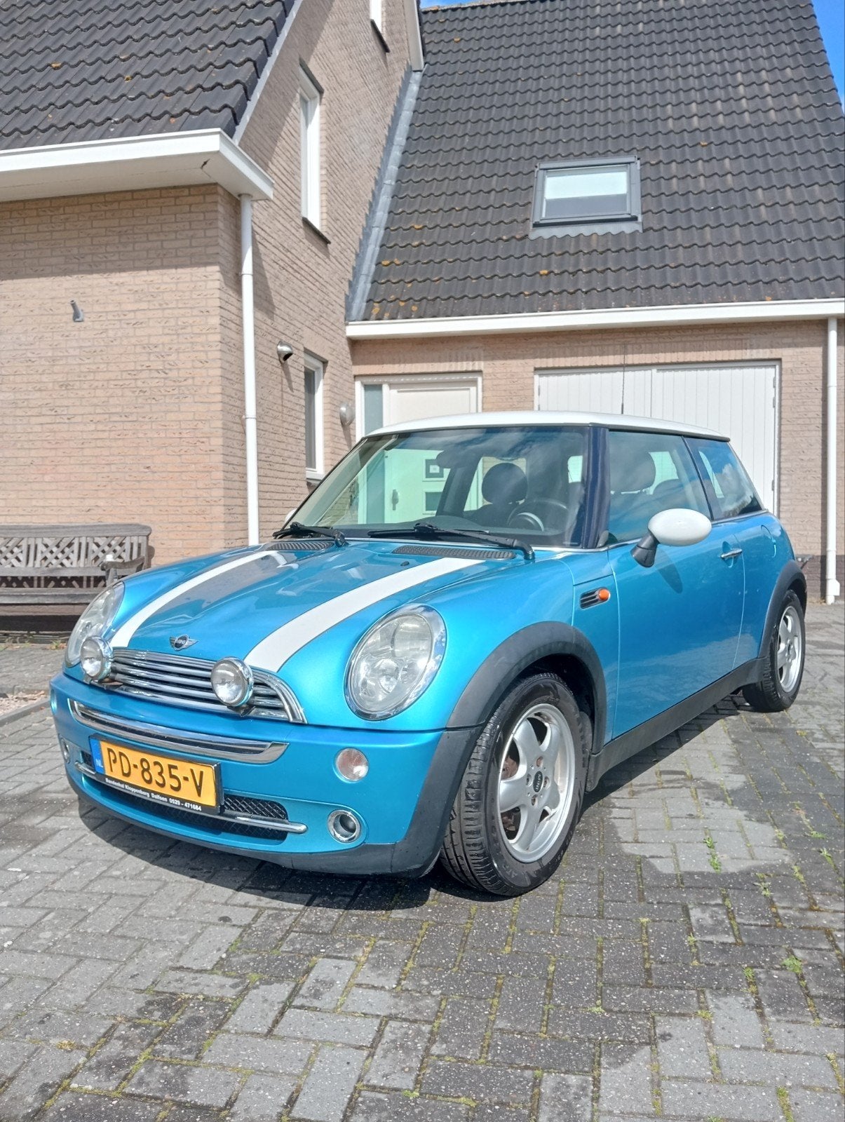 Mini 1.6 16V Cooper 2004 Blauw, Auto's, Voorwielaandrijving, Zwart, 4 cilinders, Handgeschakeld