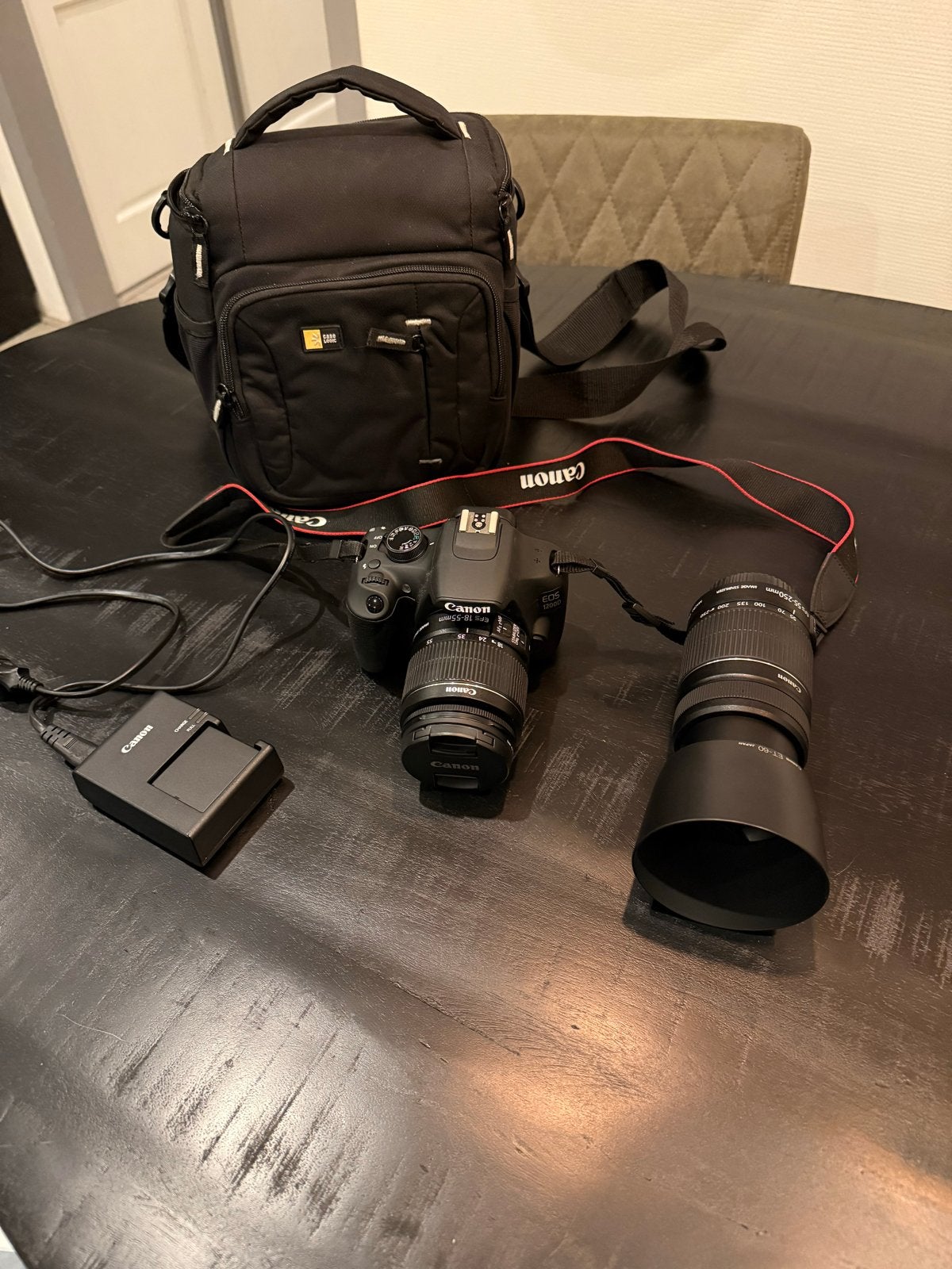 Canon EOS 1200D Spiegelreflexcamera, Audio, Tv en Foto, Gebruikt, Spiegelreflex, Canon, Geen optische zoom