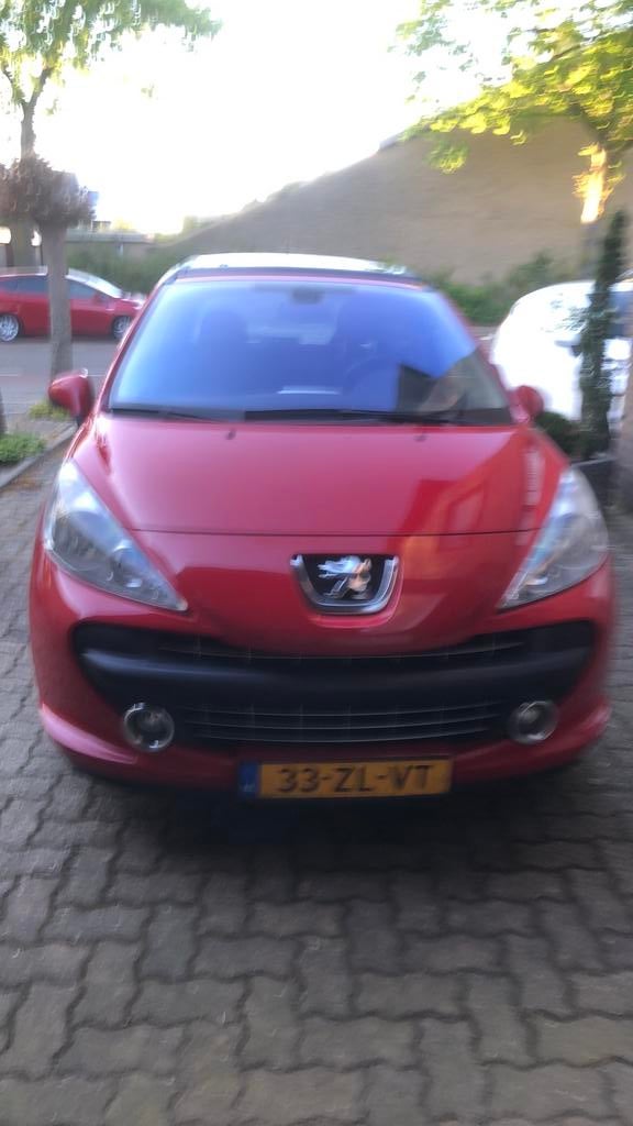 Peugeot 207 xs 16 vti, Stof, Zwart, 4 cilinders, 1600 cc