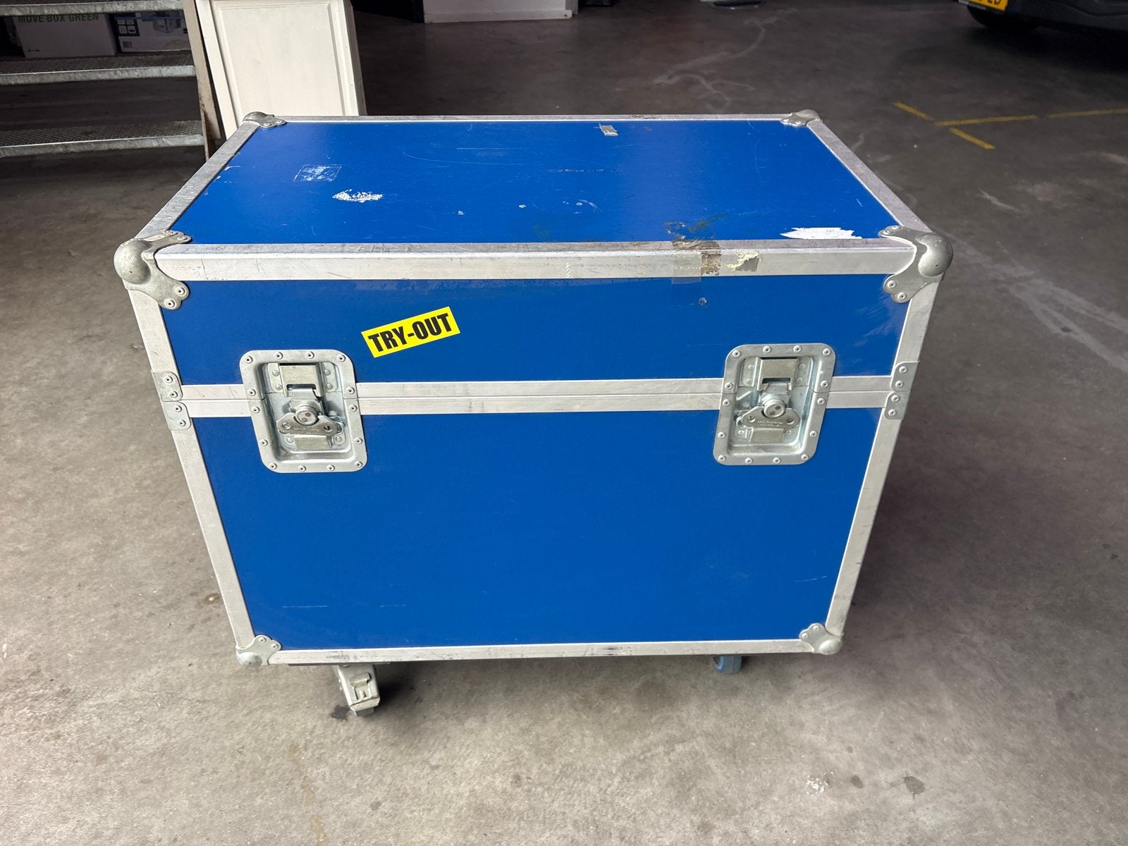 Blauwe Flightcase met wielen en schuiminterieur, Ophalen, Gebruikt, Overige instrumenten, Flightcase