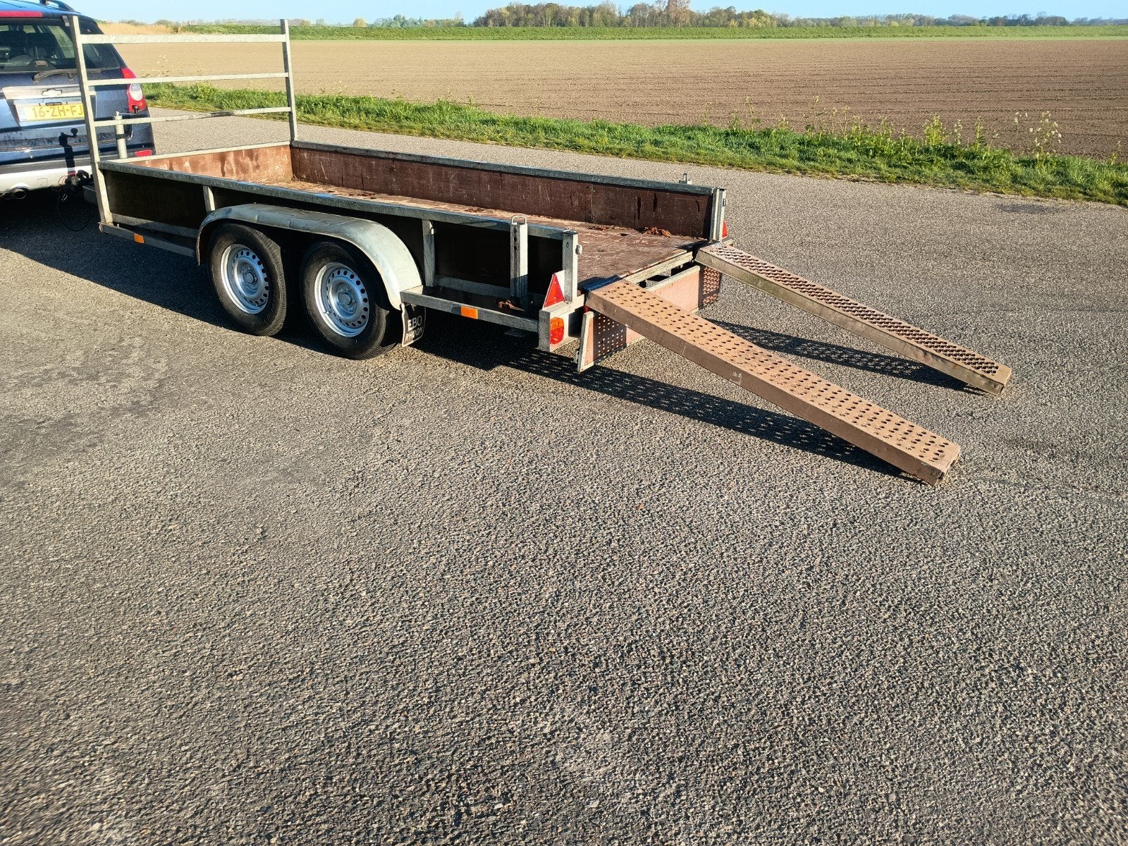 Te koop 3500 kilo machinetransporter (goed bod mogelijk), Auto diversen, Aanhangers en Bagagewagens, Ophalen