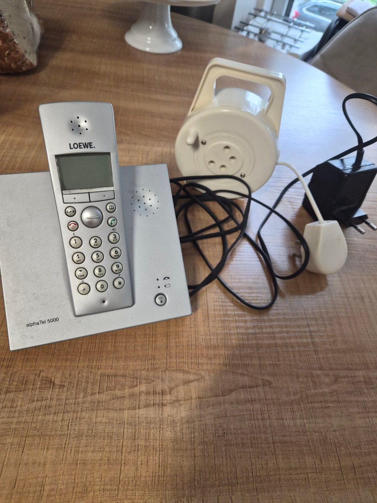 Loewe alphaTel 5000 draadloze telefoon met basisstation, Ophalen