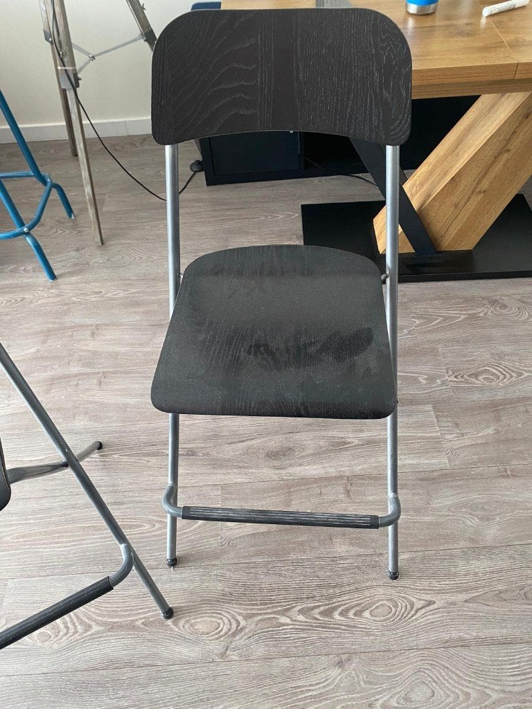 Folding bar chairs, 2 krukken, Ophalen, Zo goed als nieuw, 60 tot 90 cm