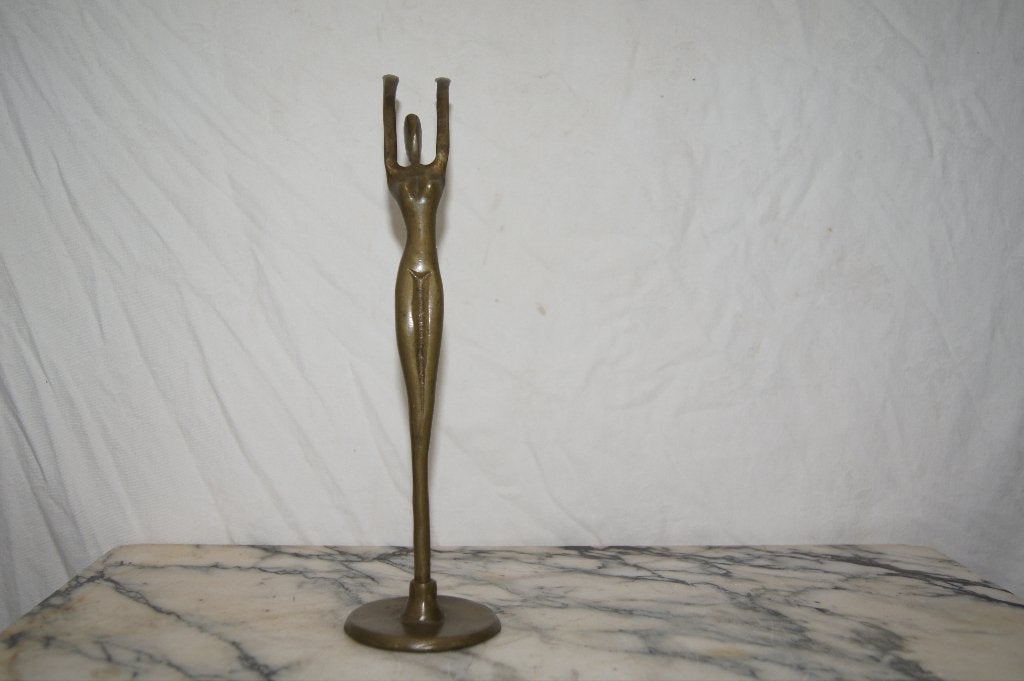 Bronzen beeld van een vrouw, Art Deco stijl, Antiek en Kunst, Kunst | Beelden en Houtsnijwerken, Handgemaakt, Art deco, Ophalen of Verzenden