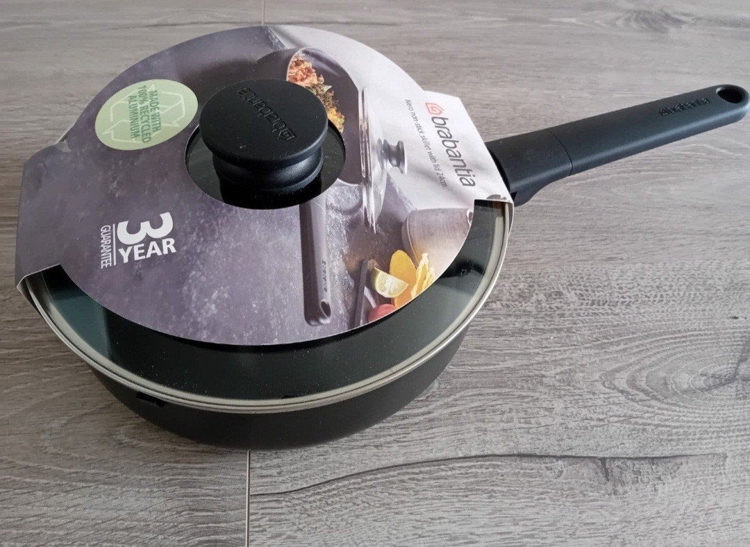 Brabantia Hapjespan Met Deksel 24 cm. Nieuw!, Ophalen, Nieuw