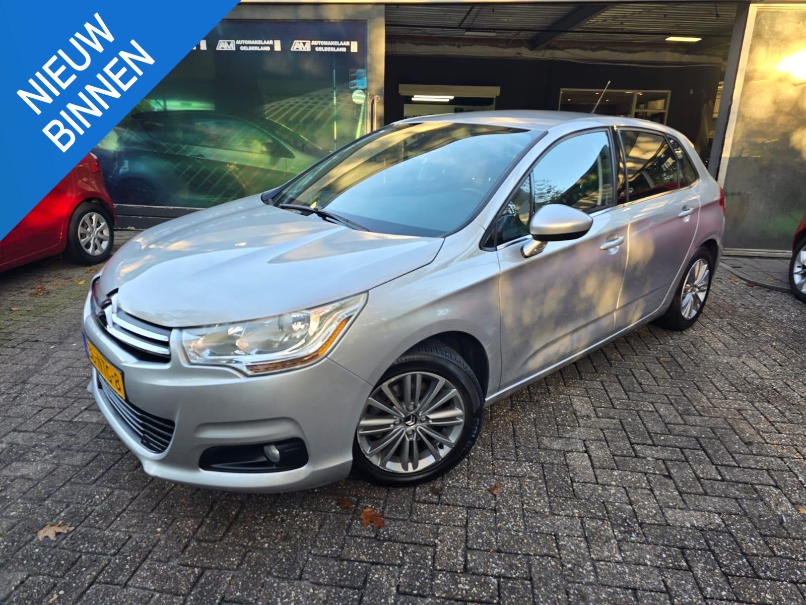 Citroen C4 1.6 VTi Tendance | NIEUWE APK | NAVI | AIRCO | PD, Voorwielaandrijving, Stof, 4 cilinders, Origineel Nederlands
