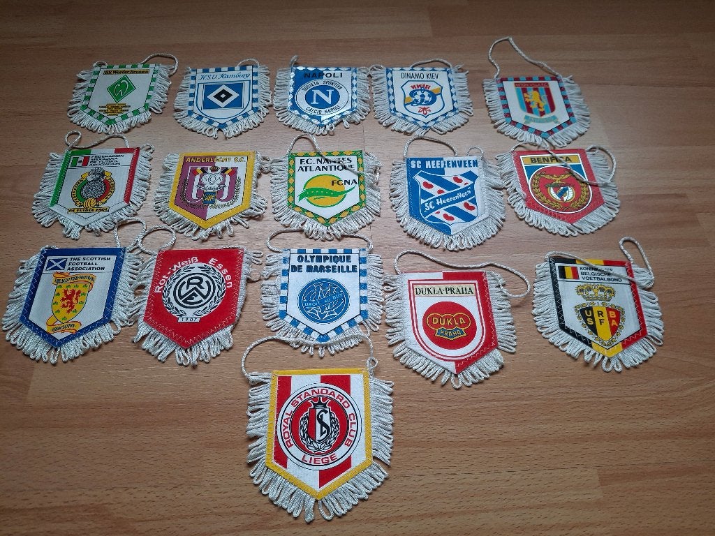 Voetbalvaantjes verzameling, Verzamelen, Ophalen of Verzenden, Zo goed als nieuw, Buitenlandse clubs