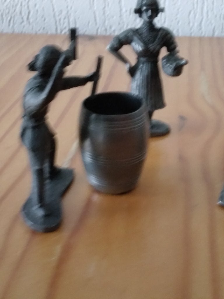 tin 3 ambachten lantaarnopsteker,smid met ton  ,visvrouw, Ophalen of Verzenden