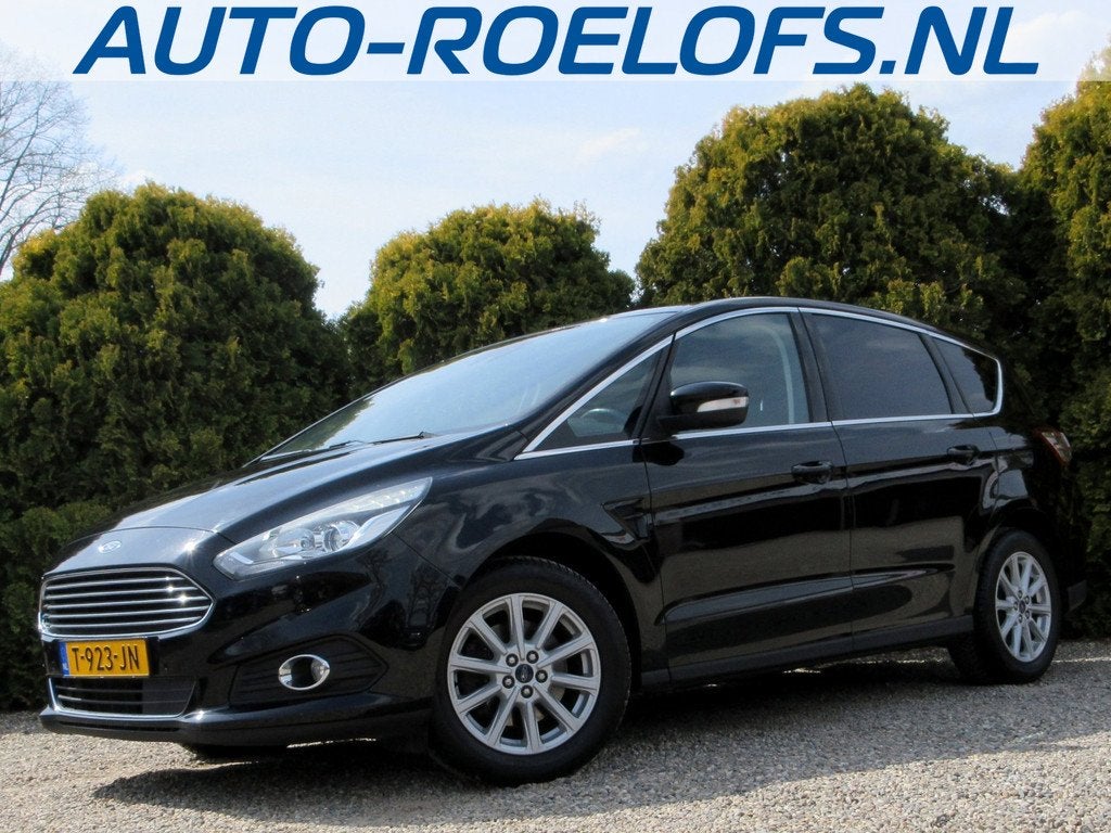 Ford S-Max 1.5 Titanium 7persoons * Camera * Trekhaak *, Auto's, Ford, Voorwielaandrijving, 4 cilinders, 7 stoelen, Zwart