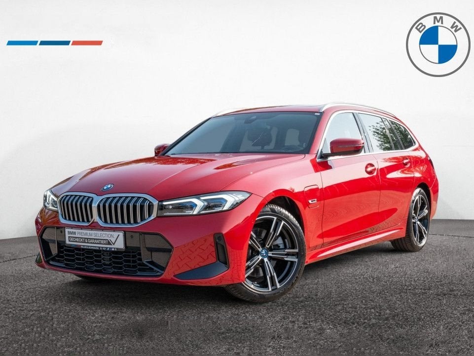BMW 3 Serie Touring 330e M-SPORT (LCI) * LED, ROT LEDER, LIF, Auto's, Automaat, Gebruikt, 4 cilinders, Automatische klimaatregeling