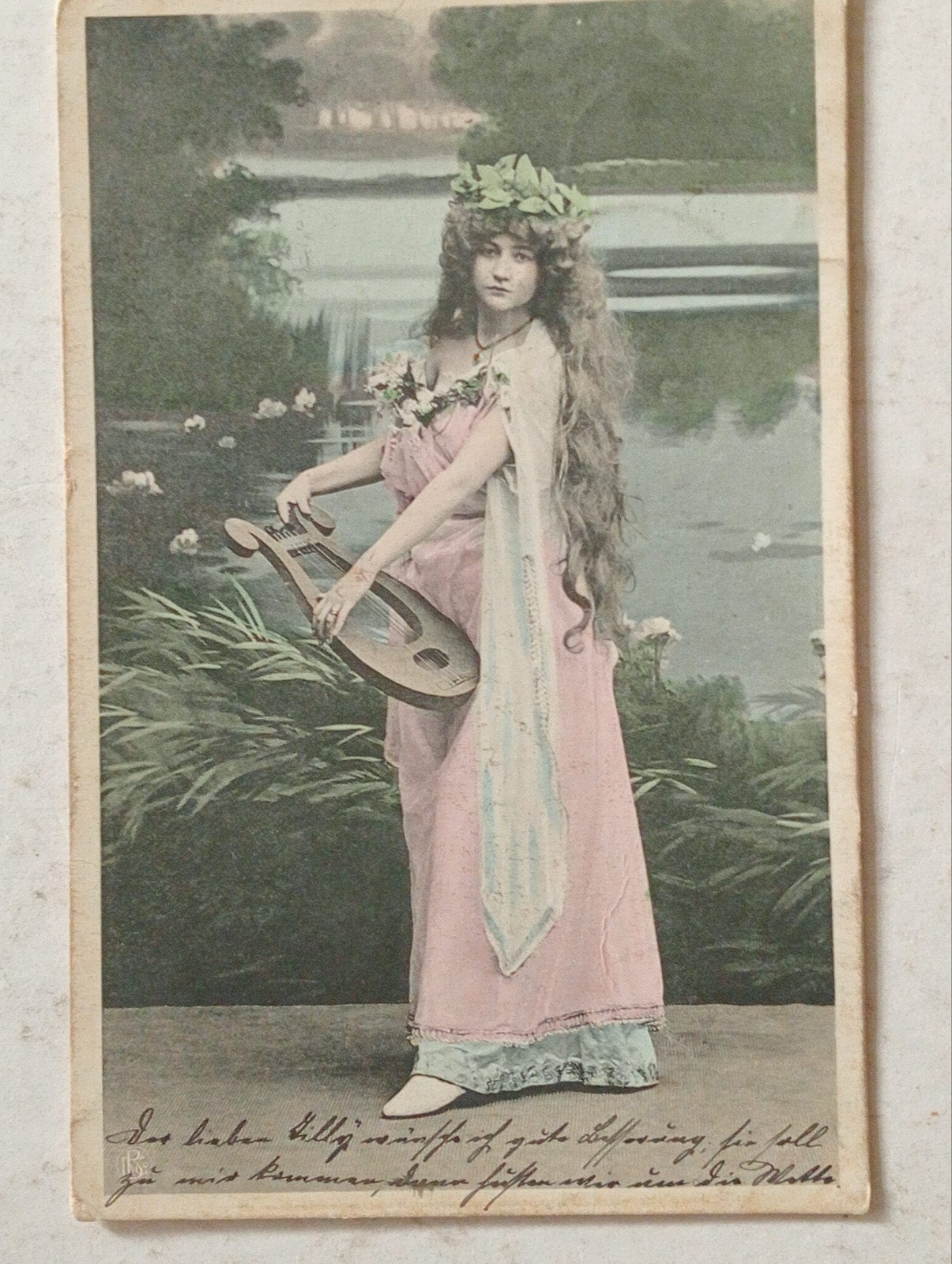 Antieke Ansichtkaart: Vrouw met Lier, Muziekthema (1912), Ophalen of Verzenden, Voor 1920, Overige thema's