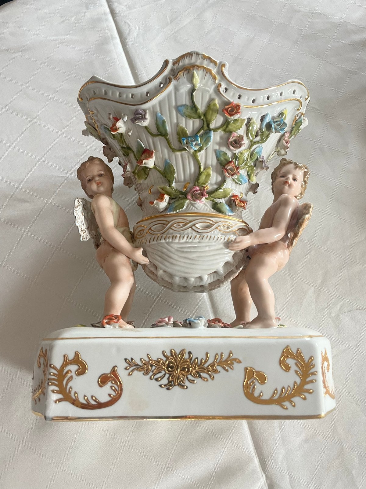 Antieke Porseleinen Vaas met Engeltjes en Bloemen, Ophalen of Verzenden