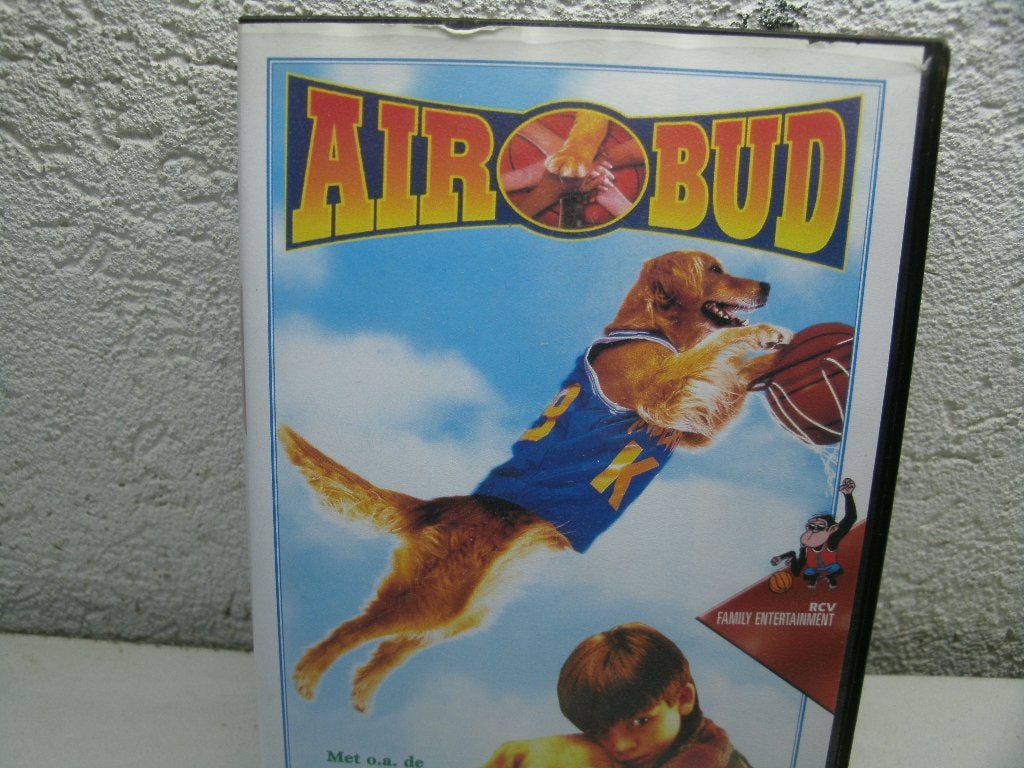 vhs 24a air bud, Alle leeftijden, Ophalen of Verzenden, Gebruikt