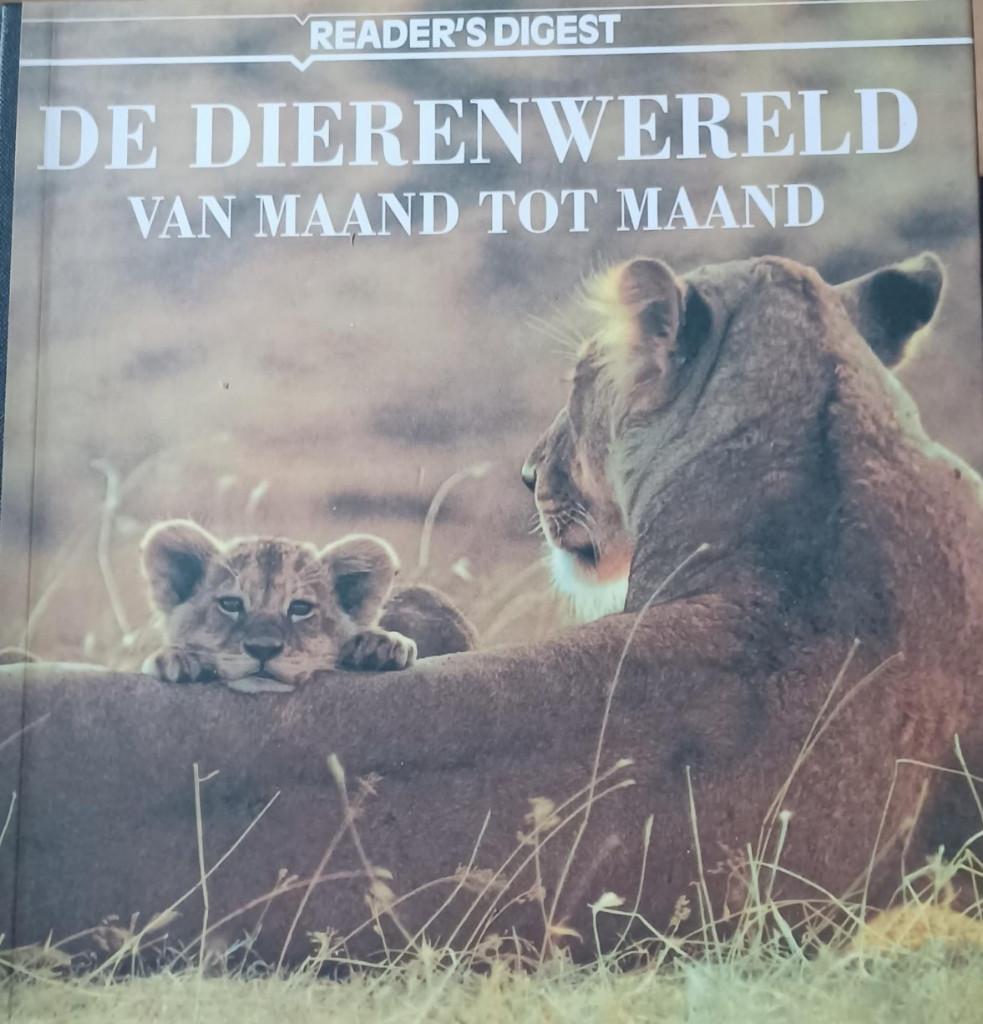 Boek - De dierenwereld van maand tot maand/Nieuwstaat, Ophalen of Verzenden, Nieuw, C.A.M. van den Berg