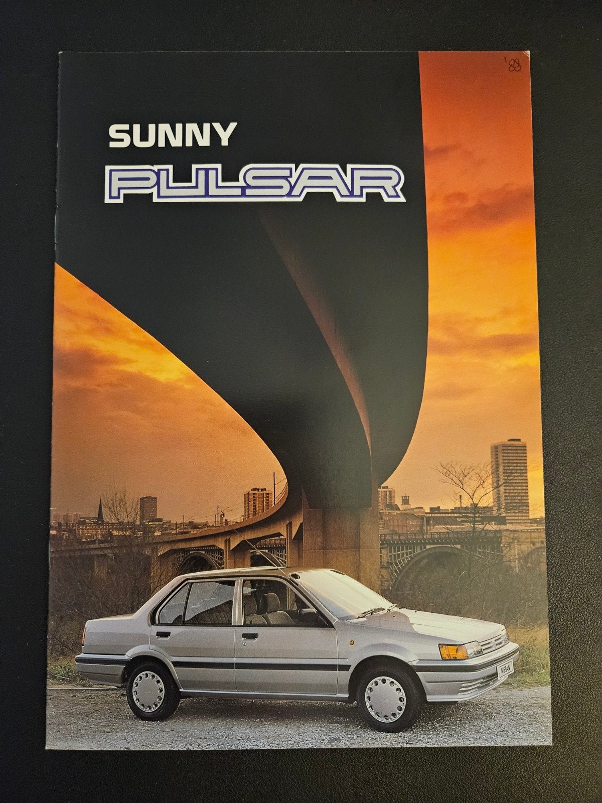Brochure Nissan Sunny Pulsar 1988 UK, Ophalen of Verzenden, Zo goed als nieuw, Nissan