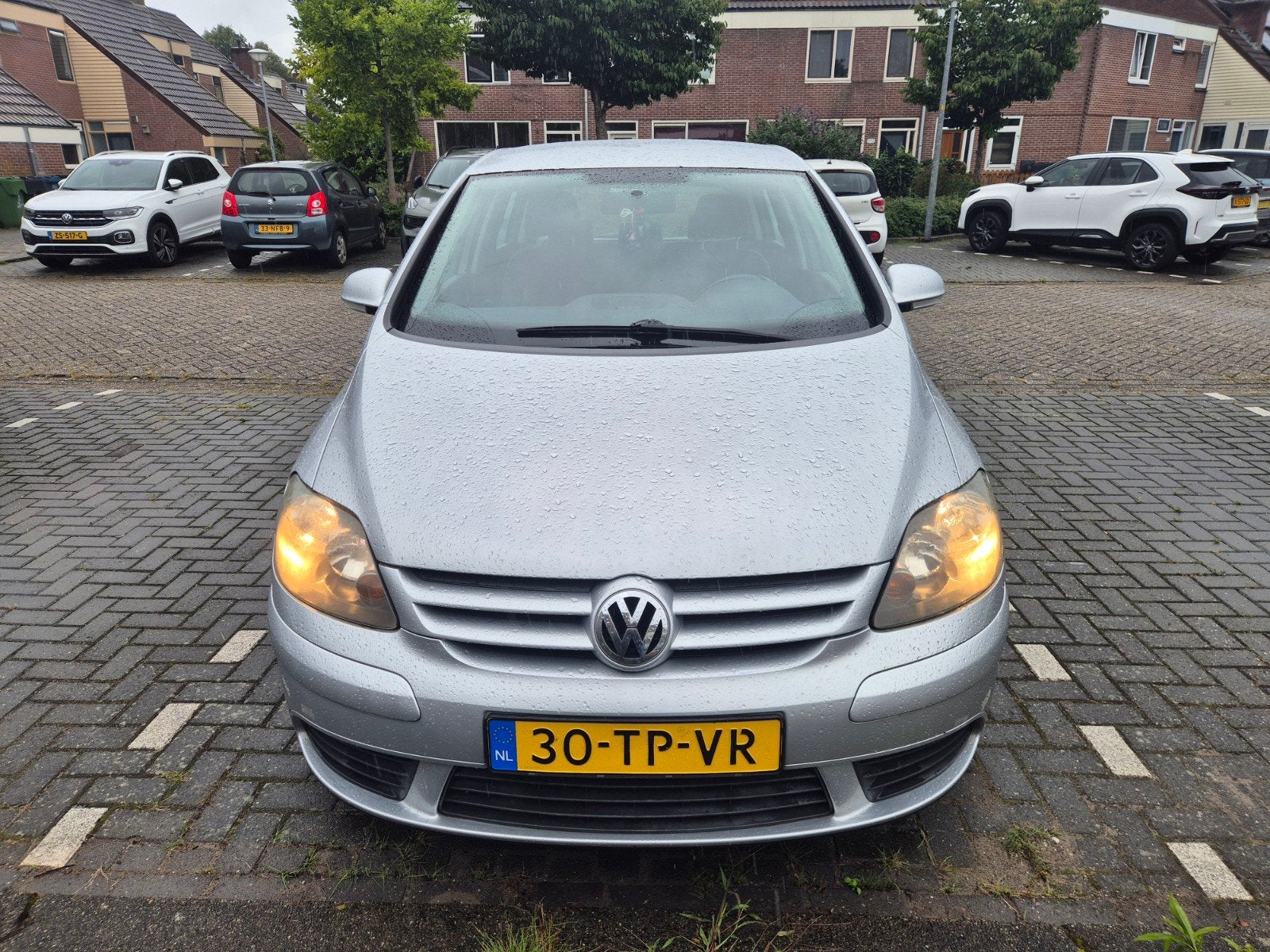 Volkswagen Golf Plus 1.6 FSI 85KW 2007 Grijs, Auto's, 4 cilinders, 1200 kg, 115 pk, 1293 kg