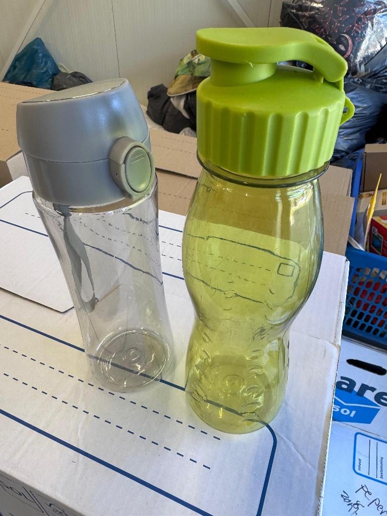 Diverse Drinkflessen, Ophalen of Verzenden, Zo goed als nieuw