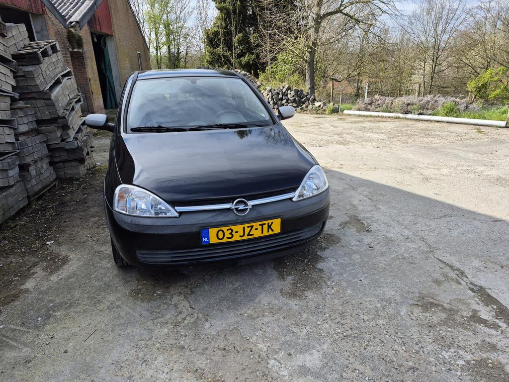 Opel Corsa 1.2 2002 Zwart, Auto's, Voorwielaandrijving, 450 kg, 74 pk, 31 €/maand