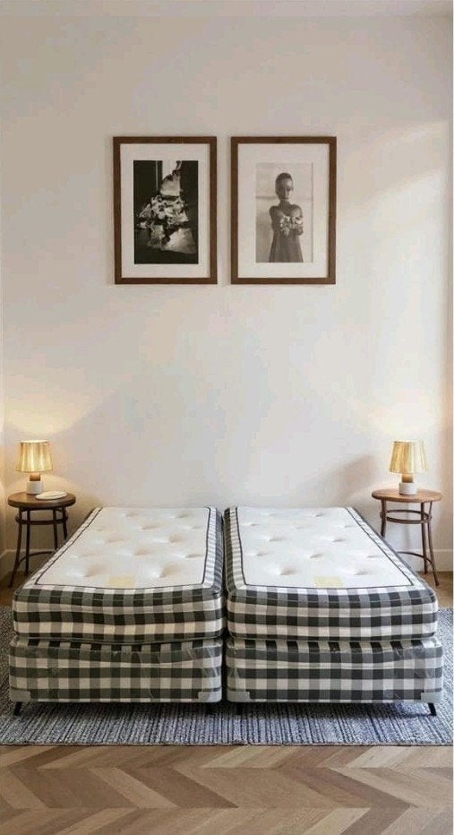 Wegens beëindiging B&B (oa) Hästens bedden te koop, Ophalen, Verstelbaar, 210 cm, Zo goed als nieuw