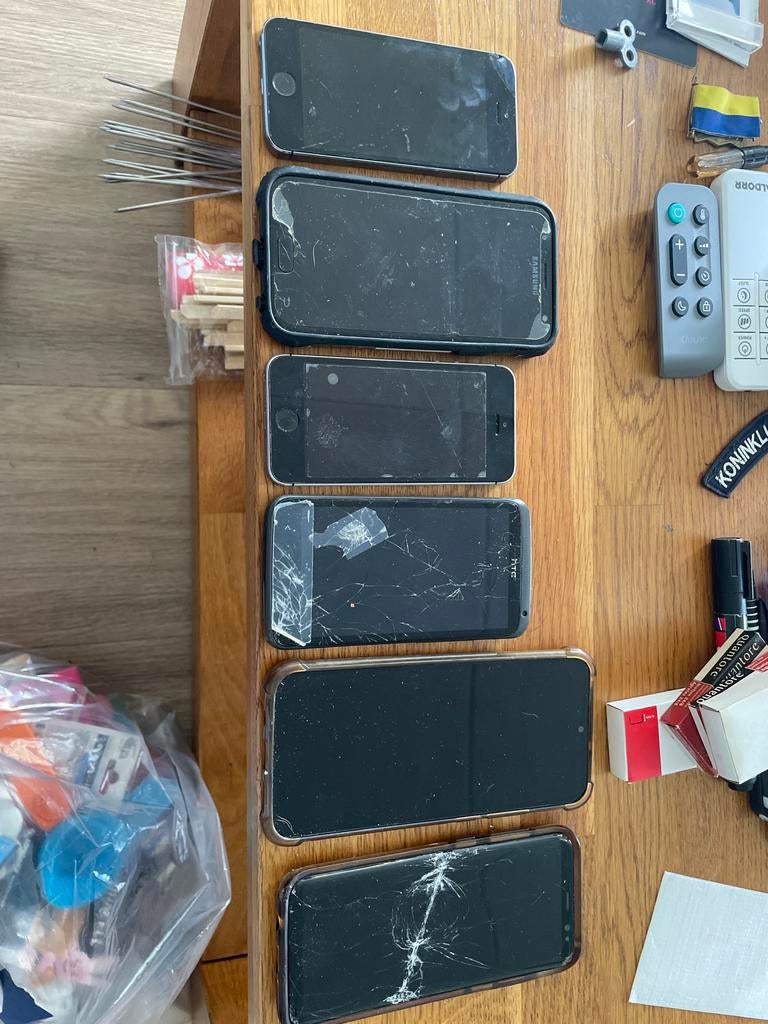 Partially werkende smartphones: iPhone, Samsung, HTC, Redmi, Ophalen of Verzenden, Niet werkend
