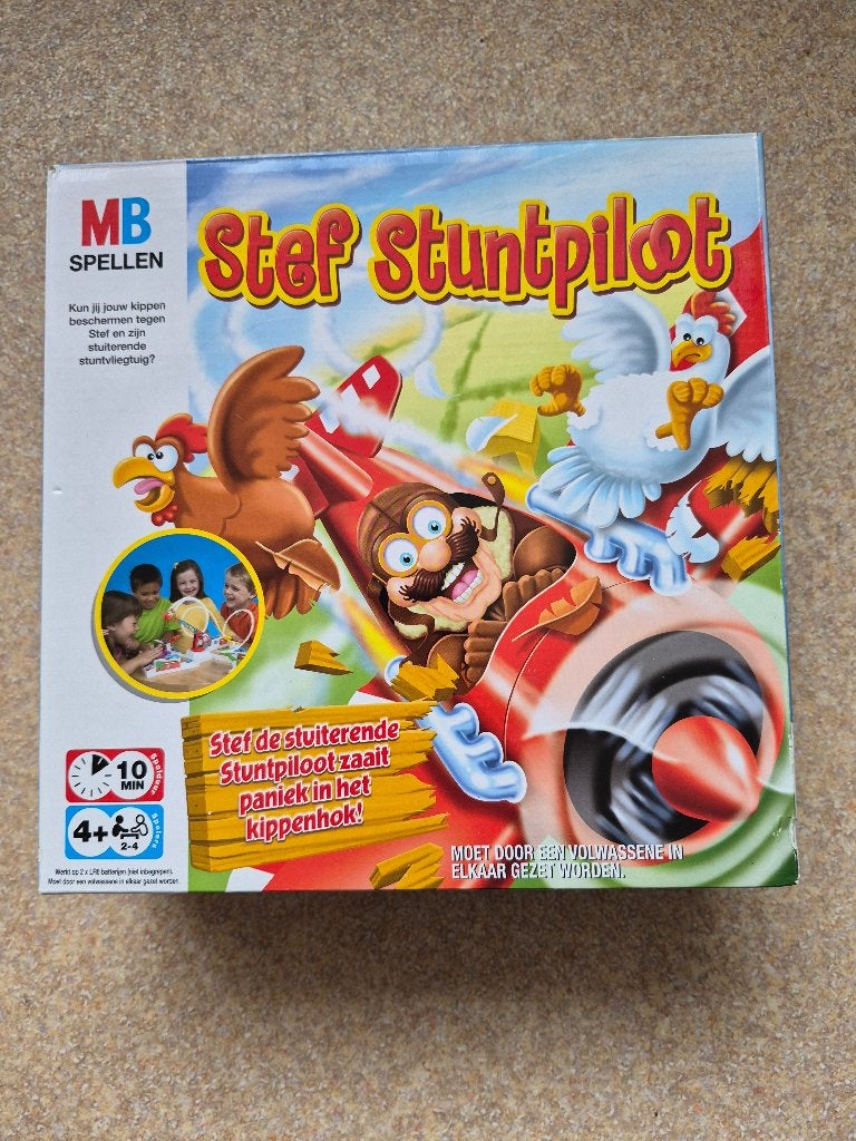 Stef Stuntpiloot - Leuk familiespel voor jong en oud!, Drie of vier spelers, Ophalen, Gebruikt, MB Spellen