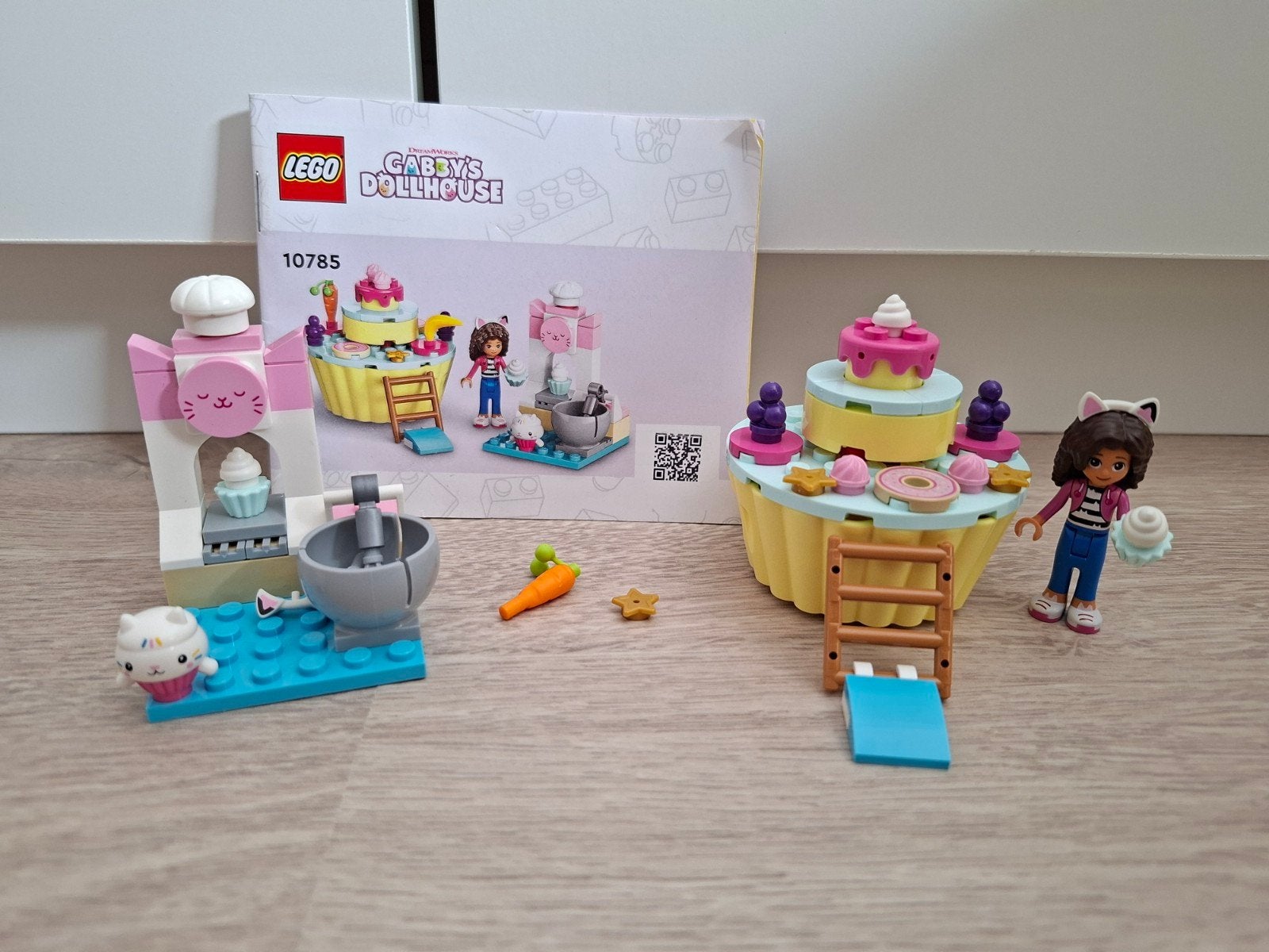 LEGO Gabby's Poppenhuis 10785 - Cakey's creaties, Gebruikt, Lego, Friends, Ophalen of Verzenden