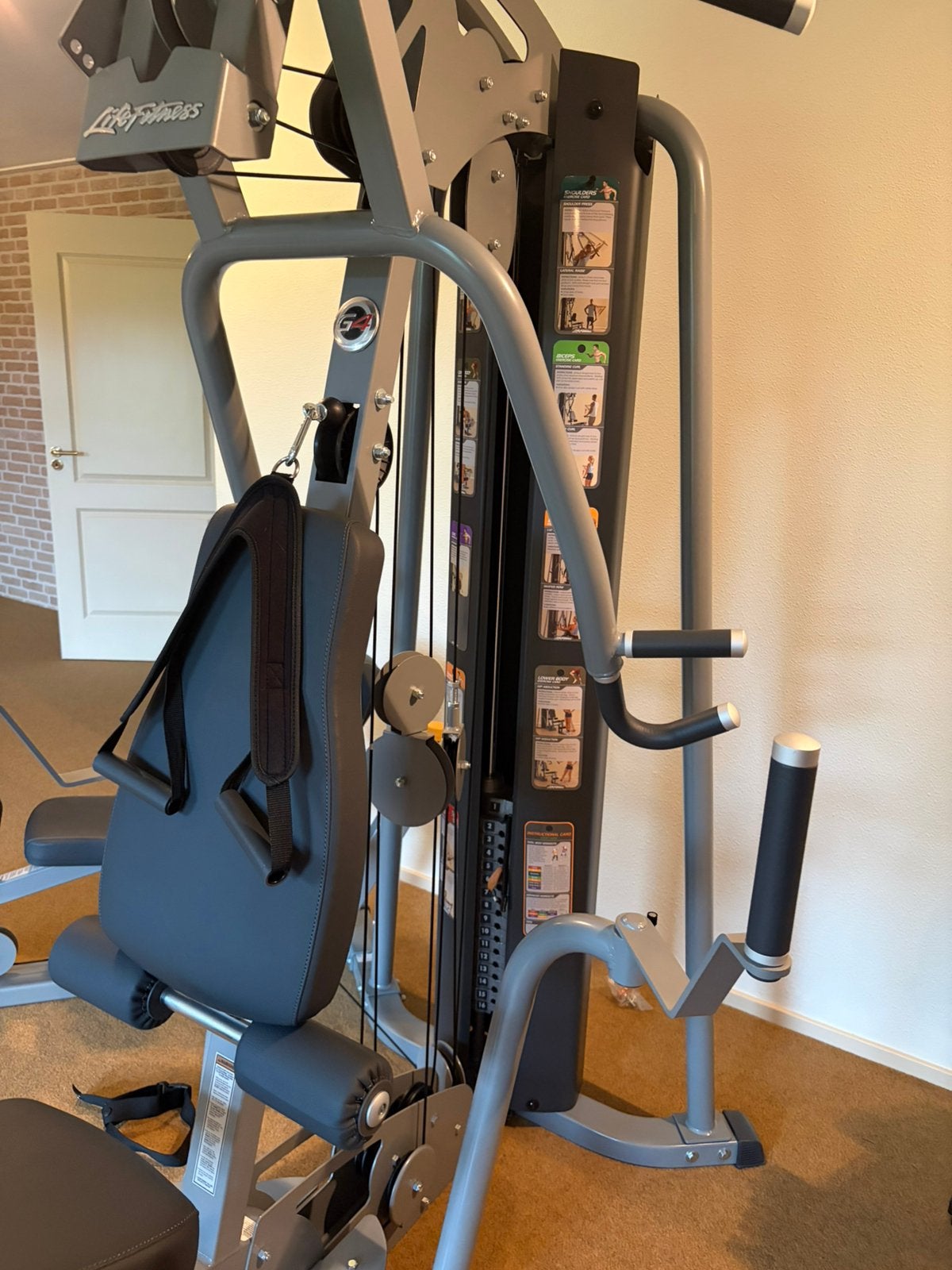 Life Fitness Krachtstation - Zo goed als nieuw, Krachtstation, Armen, Ophalen of Verzenden, Zo goed als nieuw