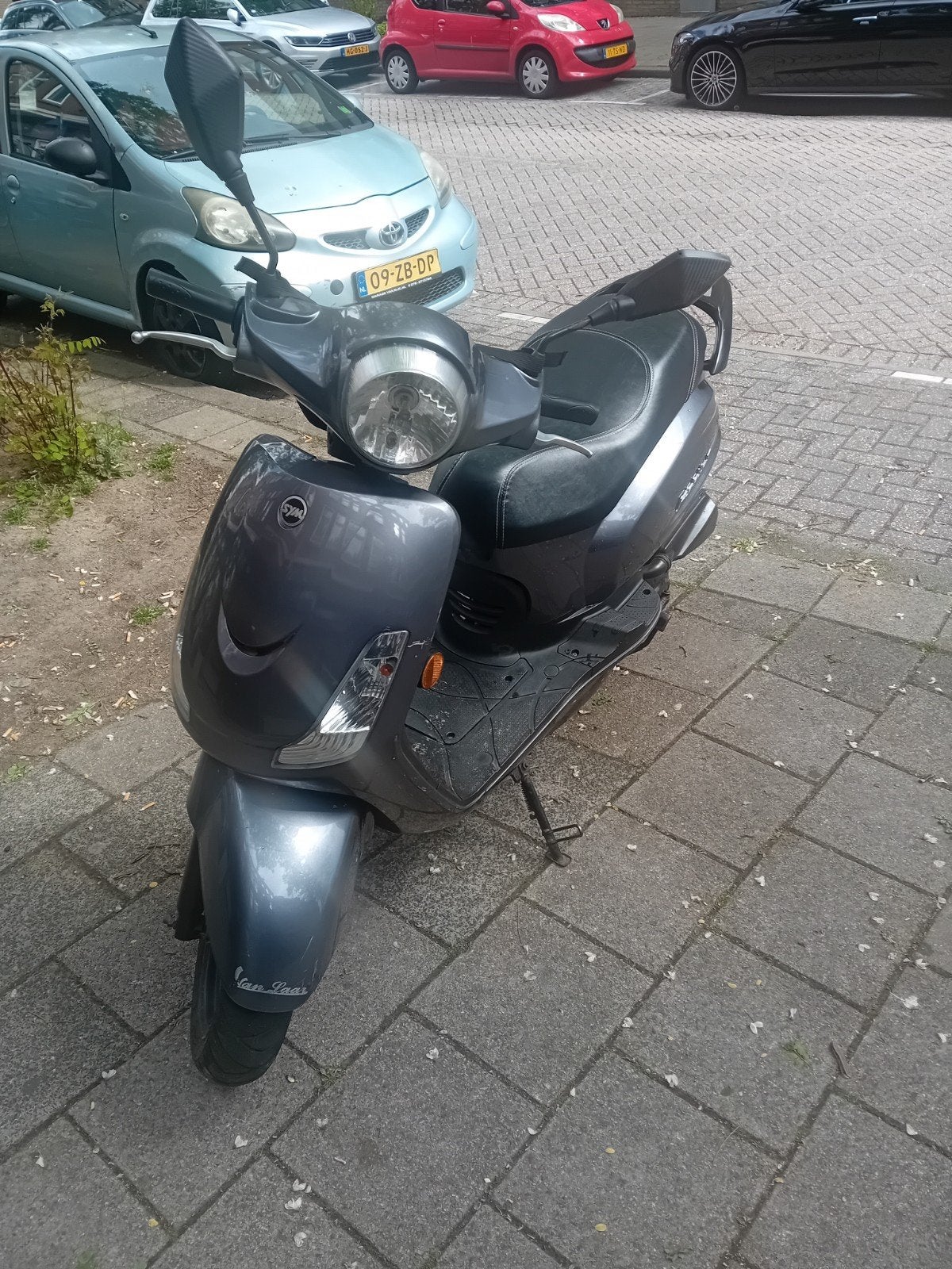 Sym Fiddle II Scooter - Grijs, Goede Staat, Gebruikt, Maximaal 45 km/u, Ophalen of Verzenden, Benzine
