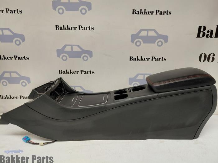Middenconsoles van een Mercedes A-Klasse, Gebruikt, -, Ophalen of Verzenden, -