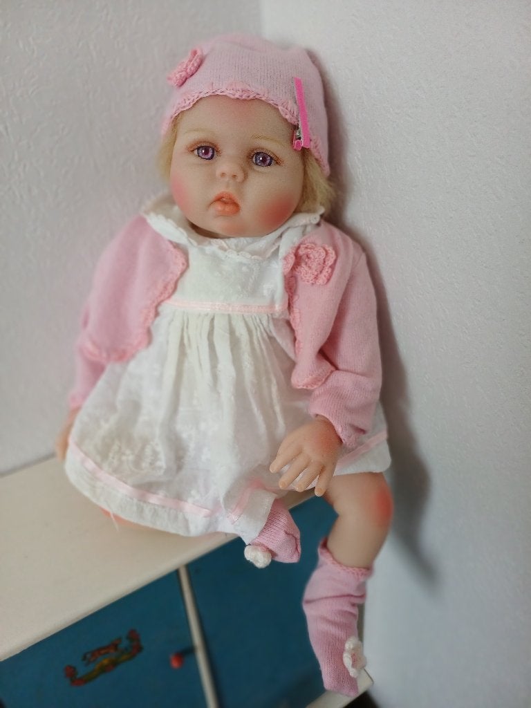 meisje pop, Ophalen of Verzenden, Zo goed als nieuw, Pop