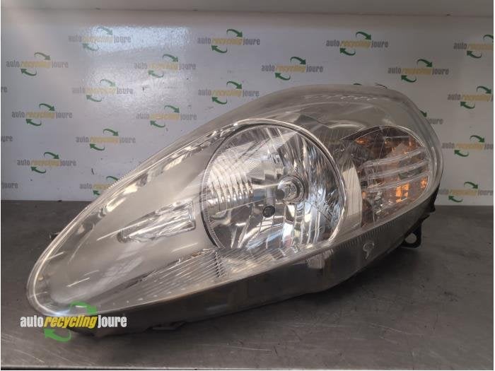 Koplamp links van een Fiat Punto Grande, Gebruikt, -, -, Fiat