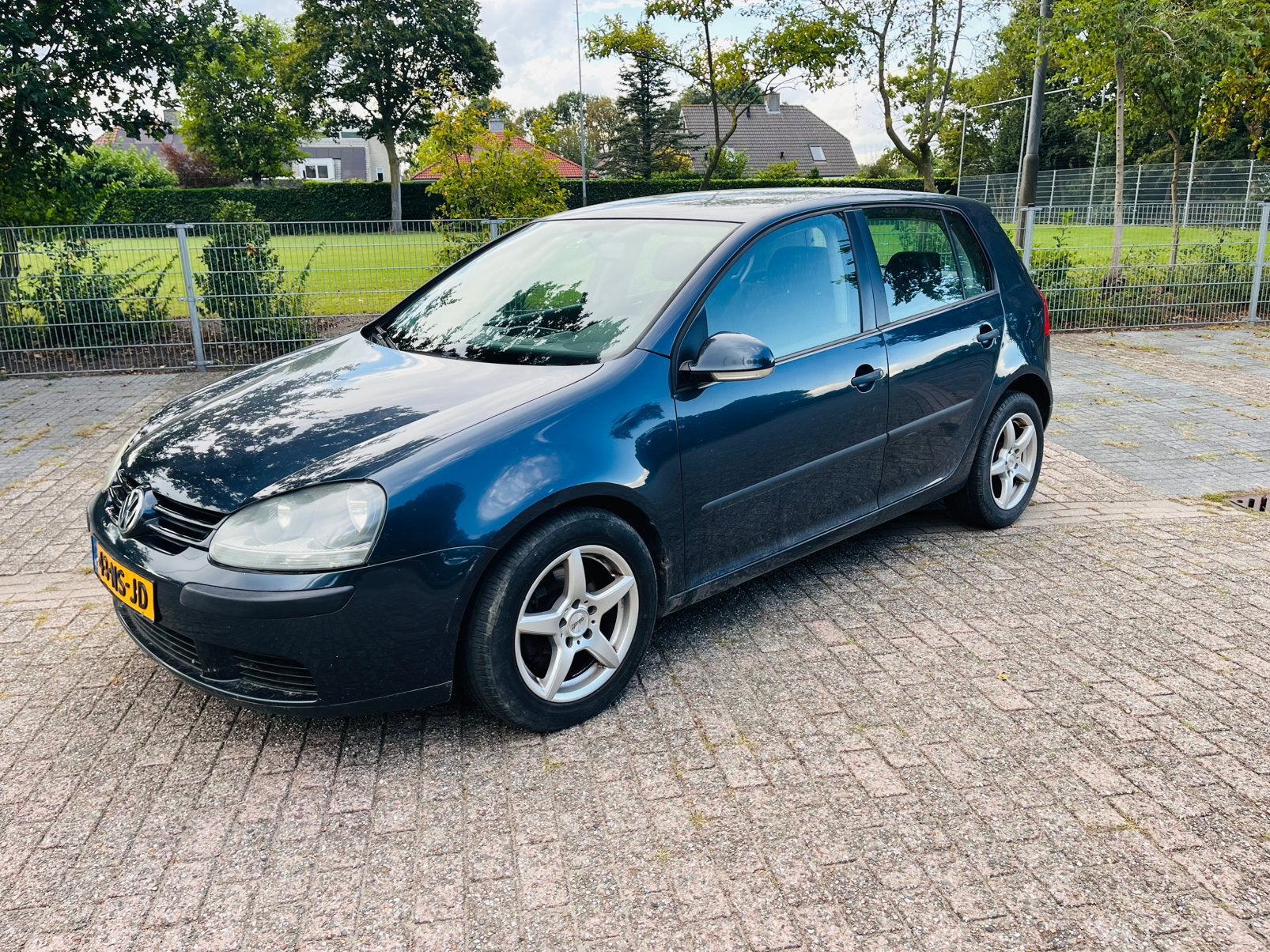 Volkswagen Golf 1.6 16V FSI 85KW 5D 2004 Blauw, Auto's, Voorwielaandrijving, 4 cilinders, Blauw, 620 kg