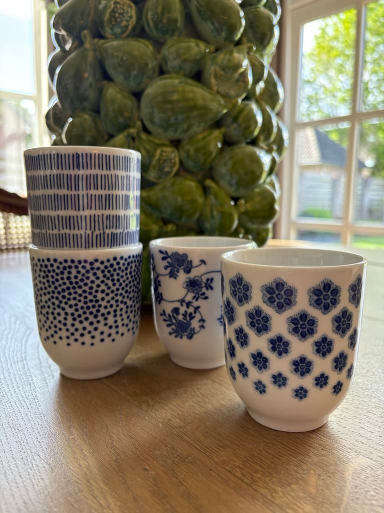IKEA Entusiasm mokken set - 4 stuks, blauw/wit zgan, Huis en Inrichting, Keuken | Servies, Ophalen of Verzenden, Zo goed als nieuw