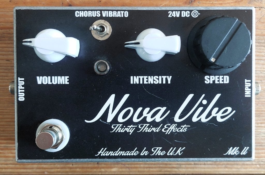 Nova Vibe Thirty Third Effects, Ophalen of Verzenden, Zo goed als nieuw, Chorus