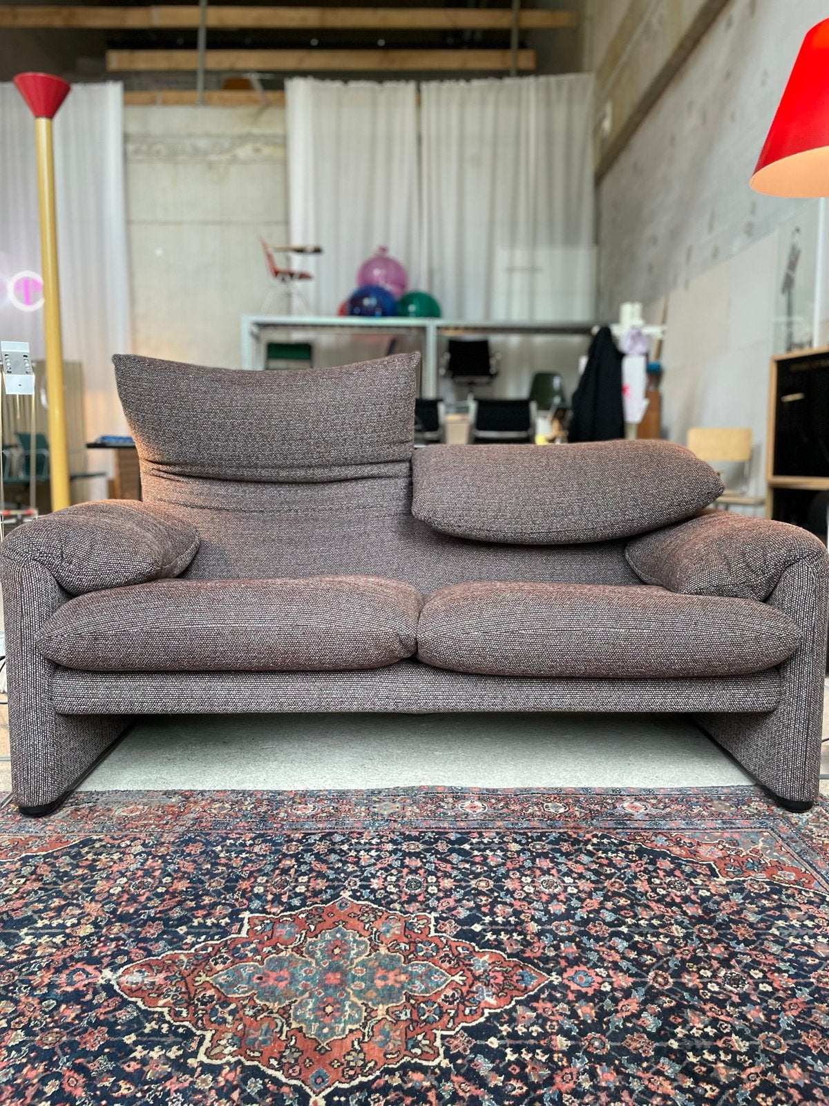 Cassina Maralunga 2-zitsbank - Zo goed als nieuw (2017), Ophalen, Eames cassina maralunga, 150 tot 200 cm, Tweepersoons
