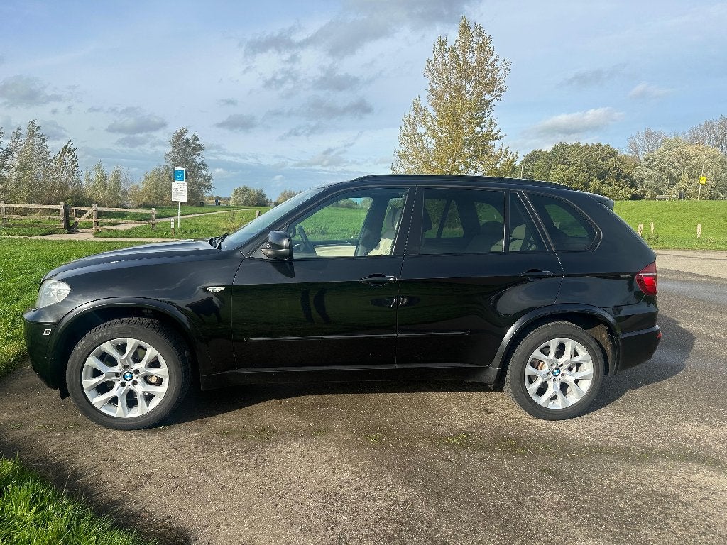 BMW X5 xDrive40d 2010 M-Sport 7p | €138k nieuw | High Ex., Euro 5, 2993 cc, 255 €/maand, 7 stoelen