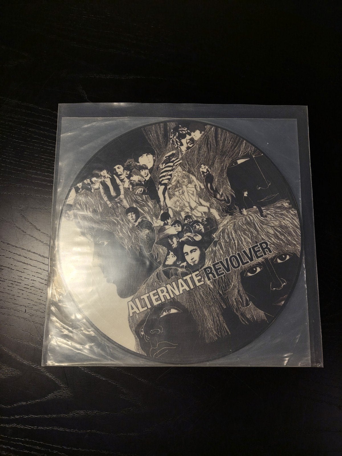 The Beatles - Alternate Revolver Picture Disc LP, Cd's en Dvd's, LP, Ophalen of Verzenden, Zo goed als nieuw, 12 inch