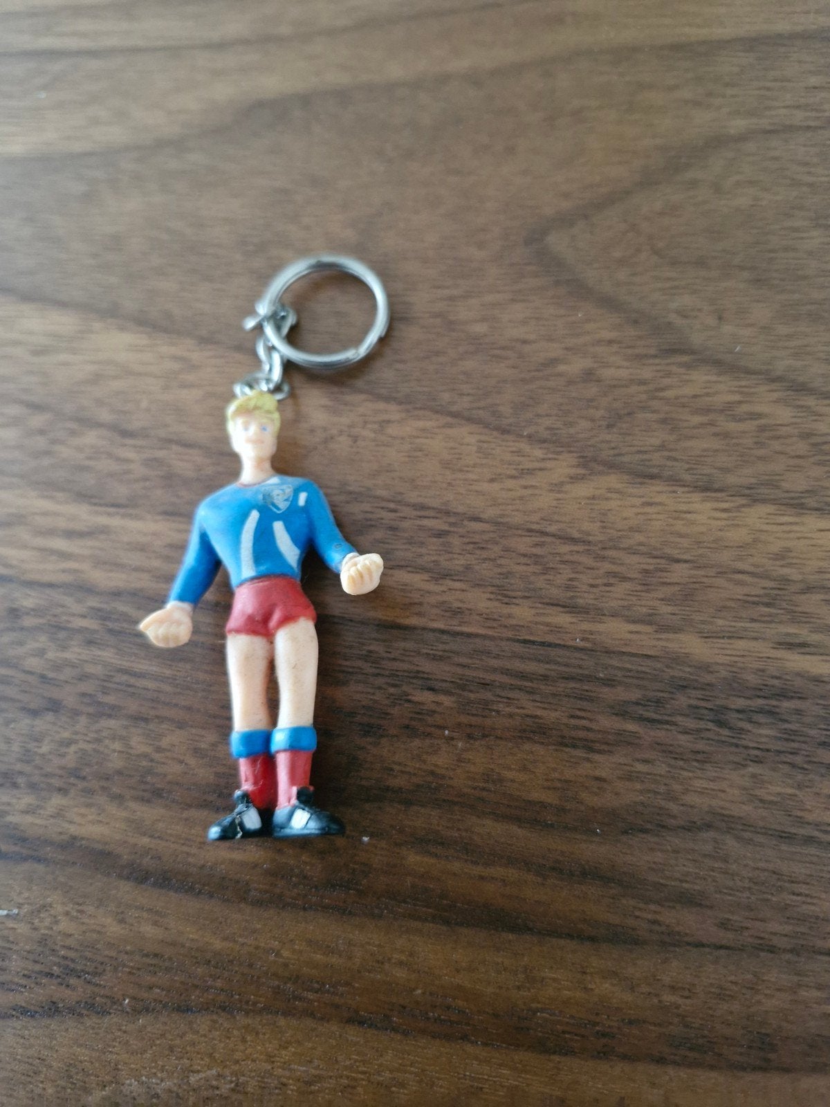 116 Voetballer sleutelhanger - Vintage sportfiguur, Verzamelen, Sleutelhangers, Ophalen of Verzenden, Gebruikt, Sport