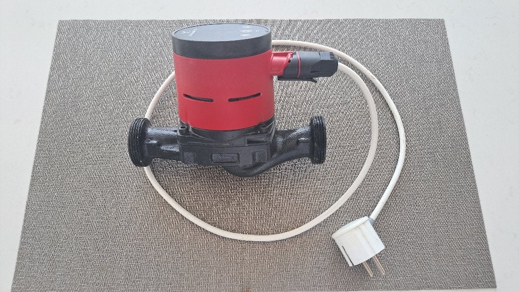 Grundfos Alpha2 25-60  180, Gebruikt, Minder dan 30 cm, Overige typen, Minder dan 60 cm