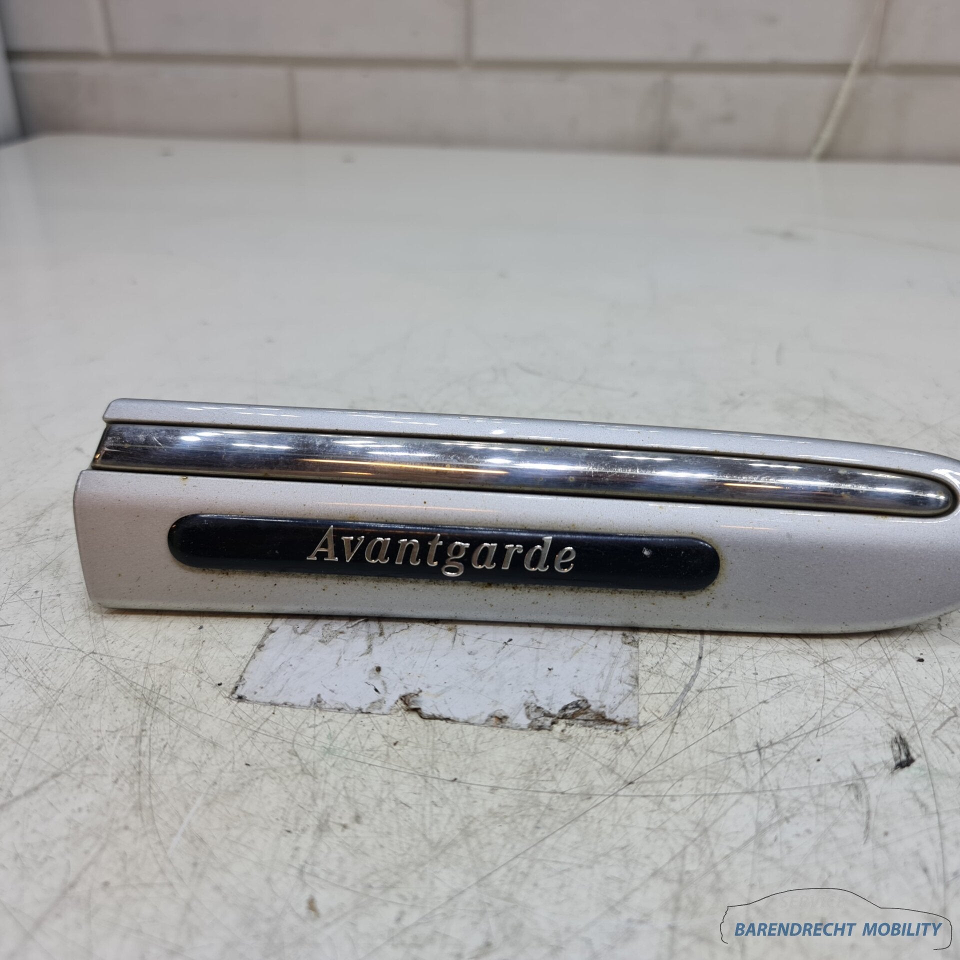 Sierlijst Mercedes W203 S203 C Klasse stootstrip links spatb, Auto-onderdelen, Carrosserie en Plaatwerk, Gebruikt, Mercedes-Benz AG