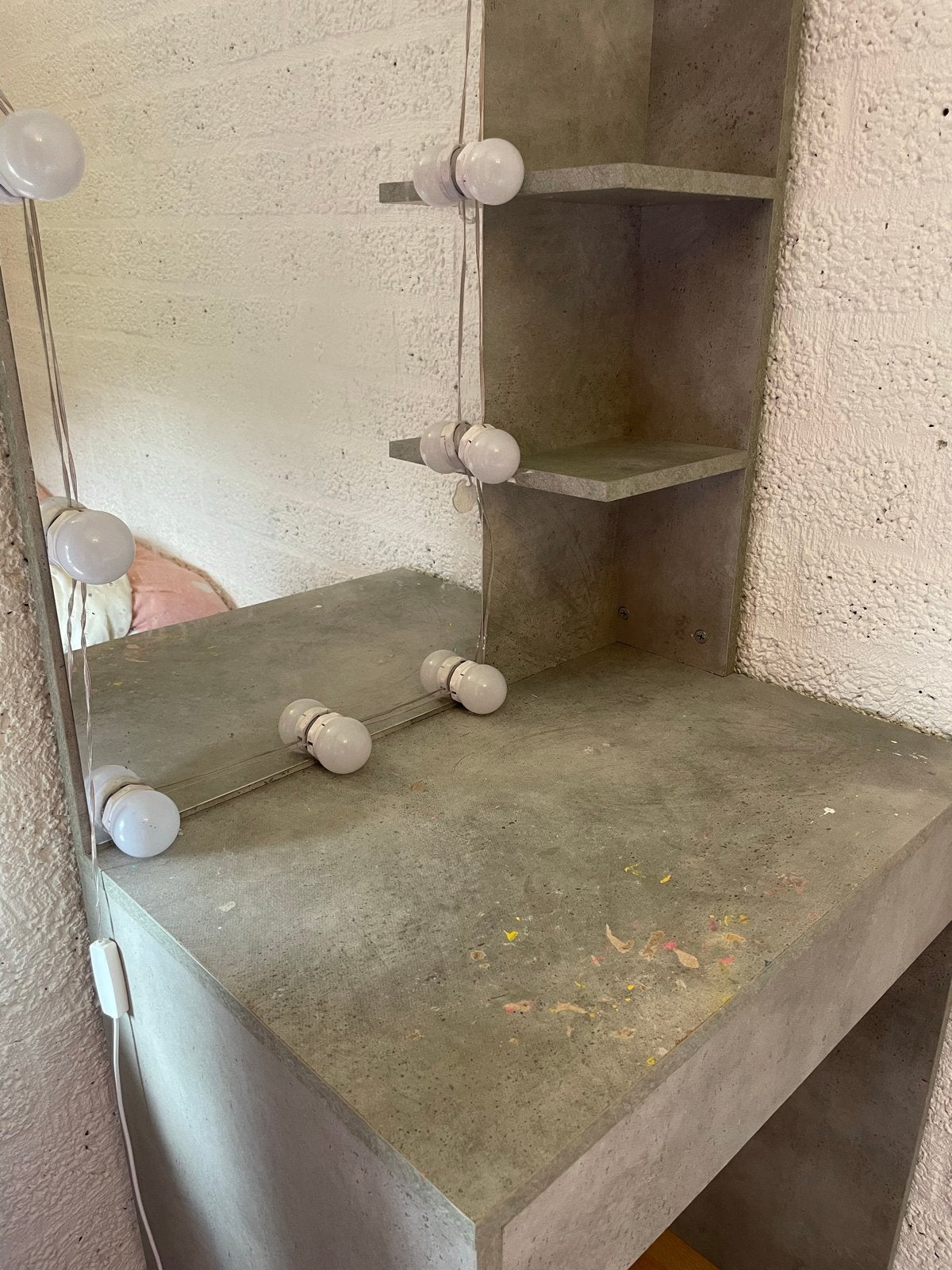 Kaptafel met spiegel en verlichting, inclusief kruk, Huis en Inrichting, Ophalen, Overige materialen, Gebruikt, 100 tot 150 cm
